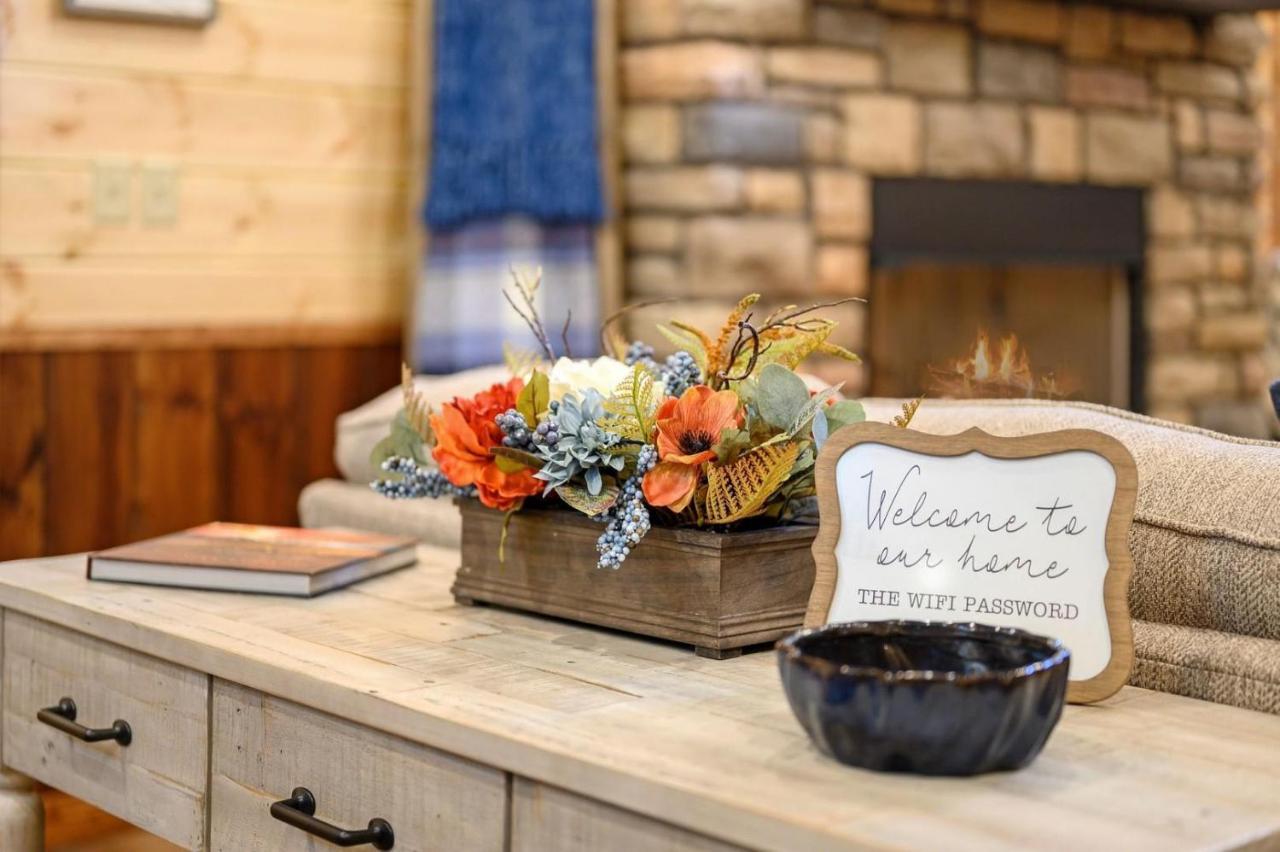 Large Luxury 2Br Cabin W Hot Tub Double Trouble Was Designed For Fun Comfort And Memories Minutes From Buzzling Hochatown And Beautiful Beaver Bend State Park Broken Bow Eksteriør billede
