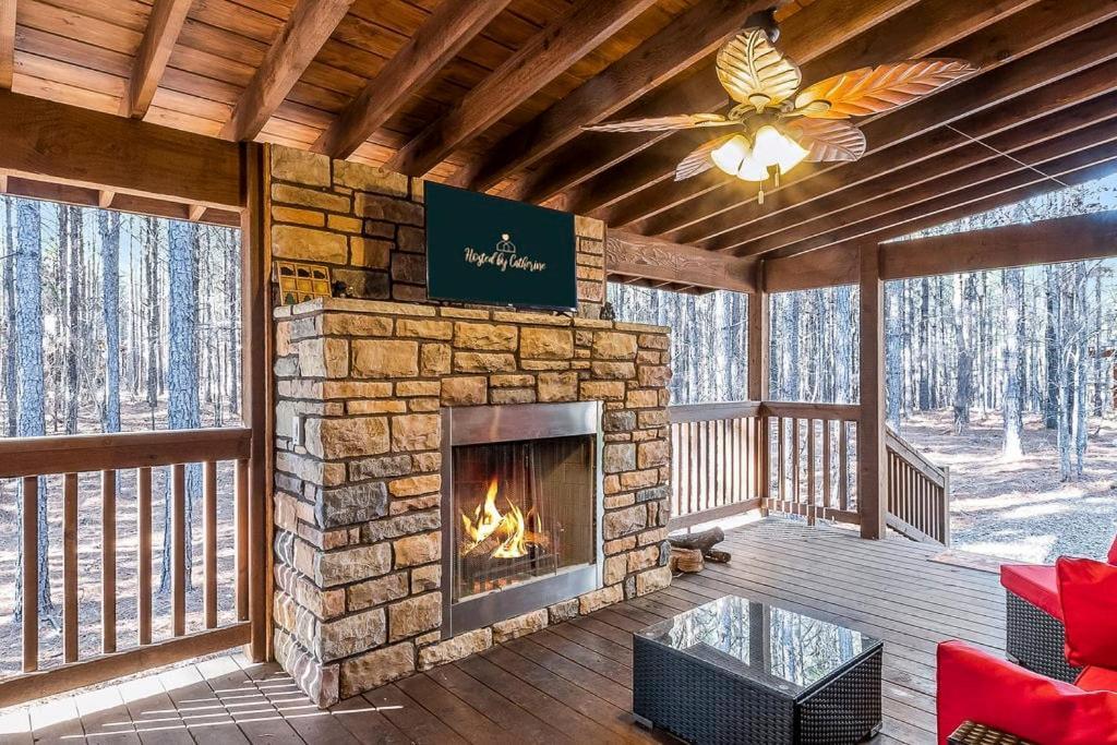 Large Luxury 2Br Cabin W Hot Tub Double Trouble Was Designed For Fun Comfort And Memories Minutes From Buzzling Hochatown And Beautiful Beaver Bend State Park Broken Bow Eksteriør billede