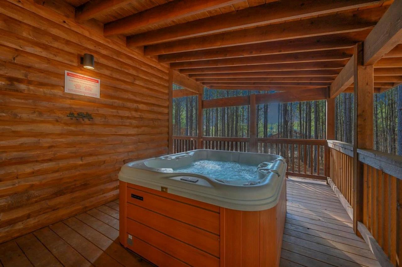 Large Luxury 2Br Cabin W Hot Tub Double Trouble Was Designed For Fun Comfort And Memories Minutes From Buzzling Hochatown And Beautiful Beaver Bend State Park Broken Bow Eksteriør billede